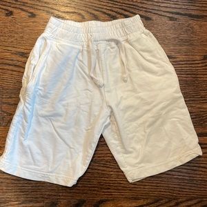 Mish Boys White Shorts, Size 6 (198)